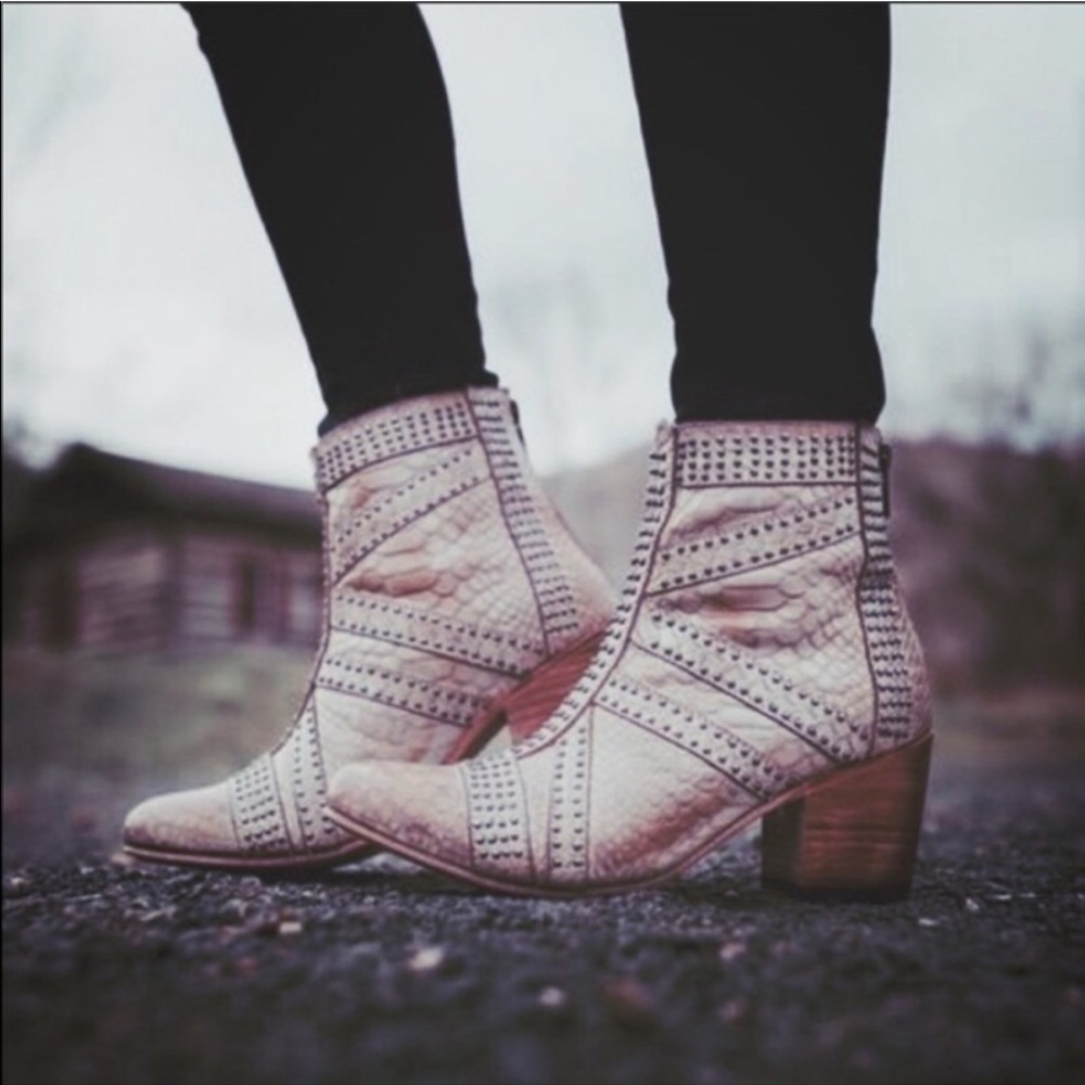 Freebird by Steven Nelle Studded Cream Ankle Booties